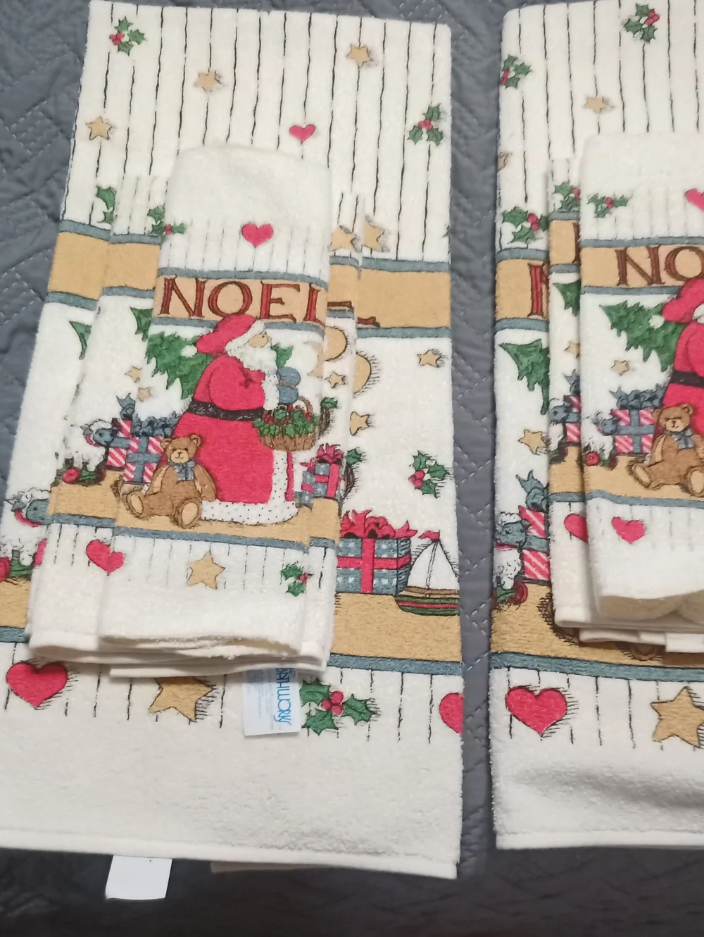 Vintage Christmas Noel Bath Towel Sets NWOT 2 Sets!!❤️
